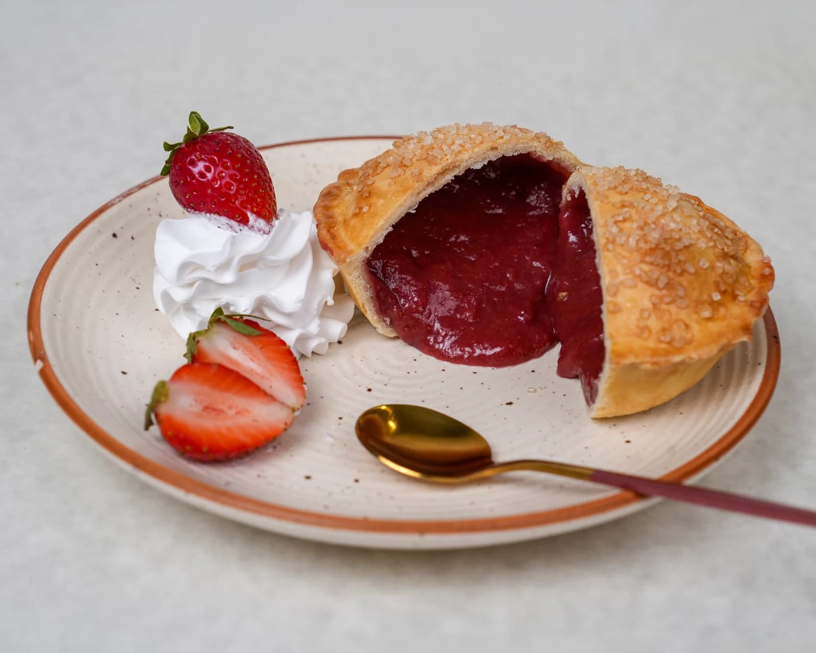 Strawberry Pies (Box of 6)